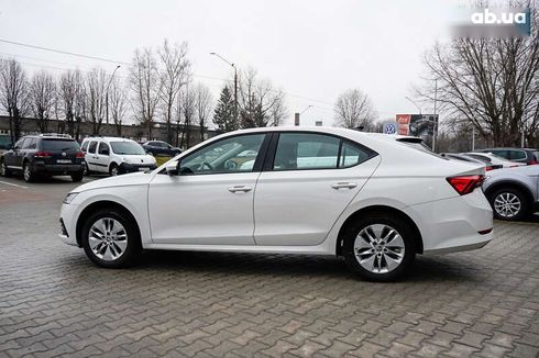 Skoda Octavia 2020 - фото 10