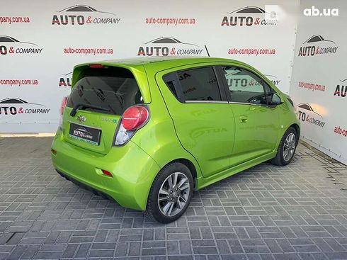 Chevrolet Spark 2015 - фото 3