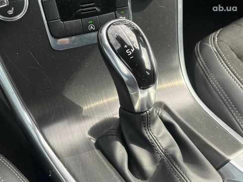 Volvo XC60 2015 коричневый - фото 22