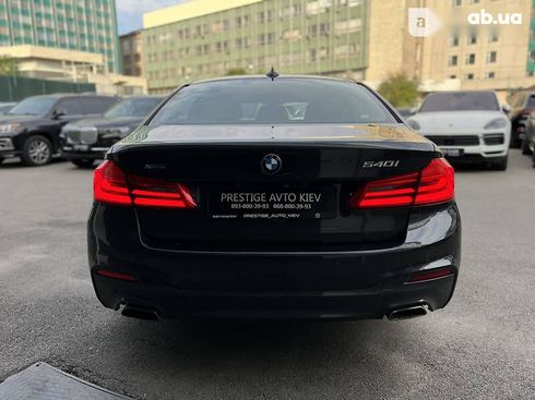 BMW 540 2017 - фото 16
