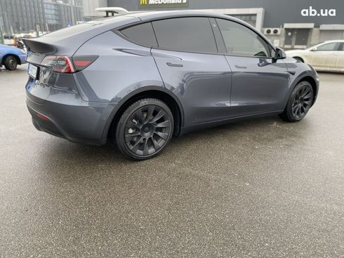 Tesla Model Y 2022 серый - фото 9
