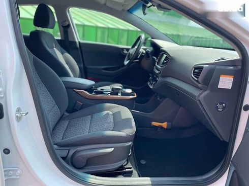 Hyundai Ioniq 2018 - фото 21