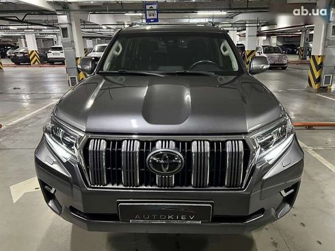 Toyota Land Cruiser Prado 2018 - фото 3