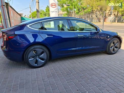 Tesla Model 3 2019 - фото 7