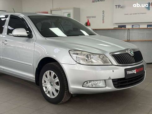 Skoda Octavia 2011 - фото 2
