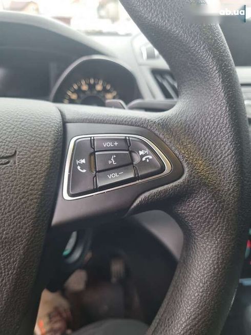 Ford Escape 2017 - фото 16
