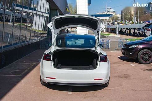 Tesla Model 3 2019 - фото 13
