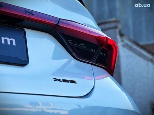 Toyota Avalon 2018 - фото 16