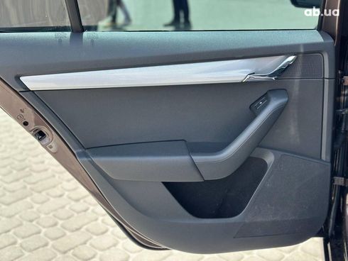 Skoda Octavia 2016 коричневый - фото 22