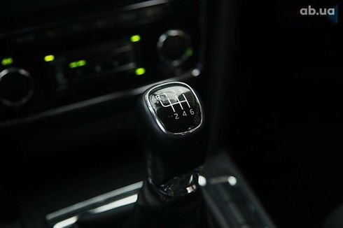 Skoda Superb 2013 - фото 18