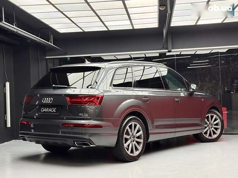 Audi Q7 2019 - фото 23
