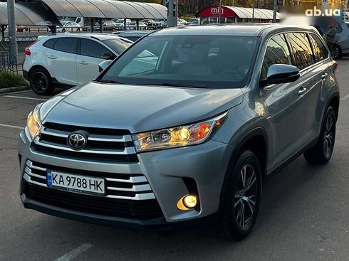 Toyota Highlander 2019 - фото 2