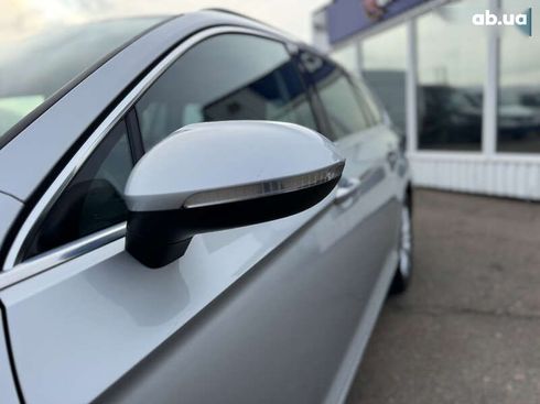 Volkswagen Passat 2018 - фото 18