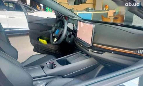 Volkswagen ID. Unyx 2025 - фото 2