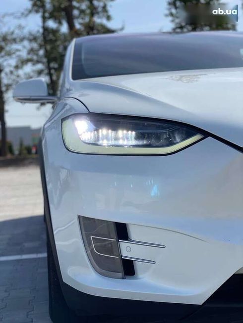 Tesla Model X 2017 - фото 15