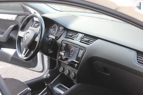 Skoda Octavia 2019 - фото 23
