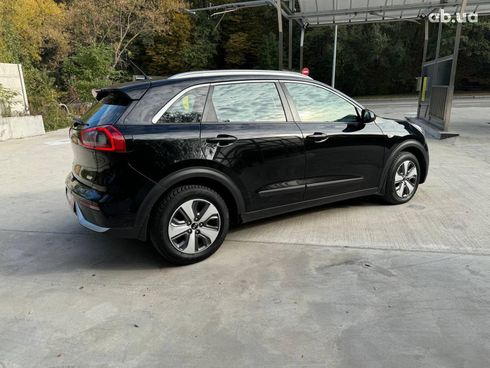 Kia Niro 2018 черный - фото 12