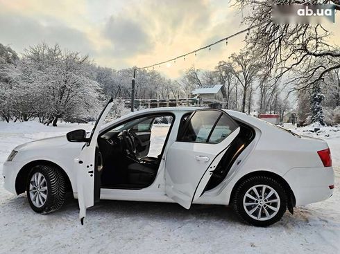 Skoda Octavia 2013 - фото 12