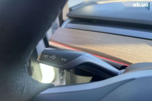 Tesla Model 3 2020 - фото 17