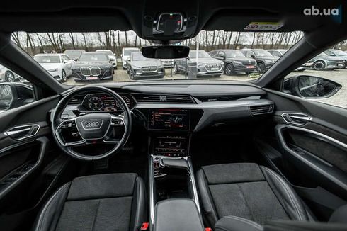 Audi E-Tron 2021 - фото 11