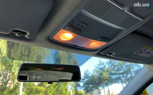 Skoda Octavia 2017 - фото 19