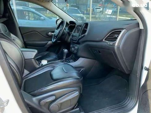 Jeep Cherokee 2018 - фото 18