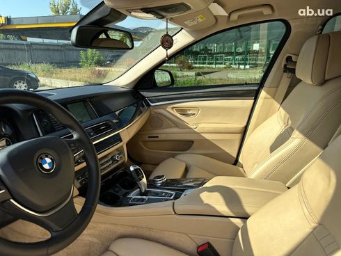 BMW 5 серия 2013 коричневый - фото 14
