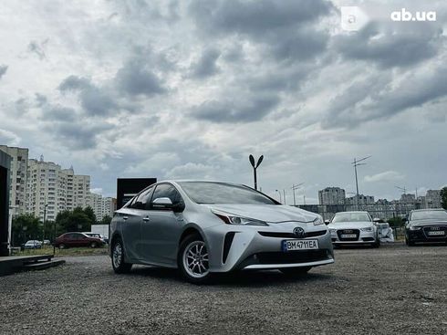 Toyota Prius 2019 - фото 11