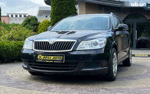 Skoda Octavia 2010 - фото 3