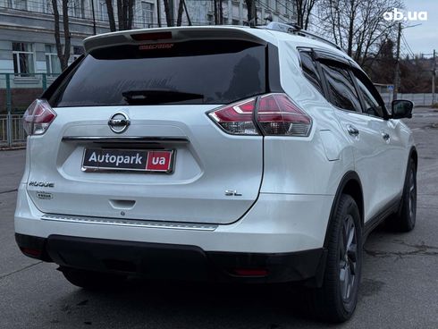 Nissan Rogue 2016 белый - фото 12