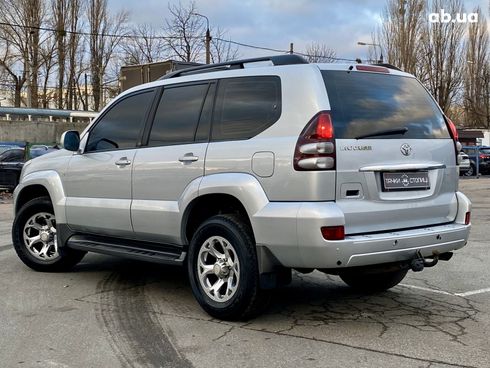 Toyota Land Cruiser Prado 2004 серый - фото 4