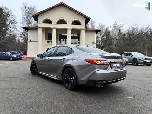 Toyota Camry 2024 - фото 8
