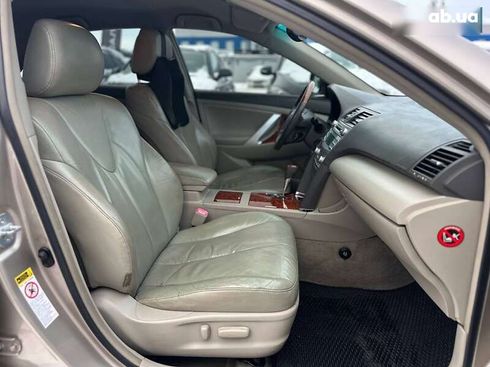Toyota Camry 2007 - фото 14