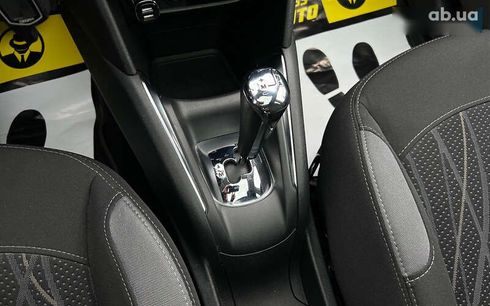 Peugeot 208 2013 - фото 19