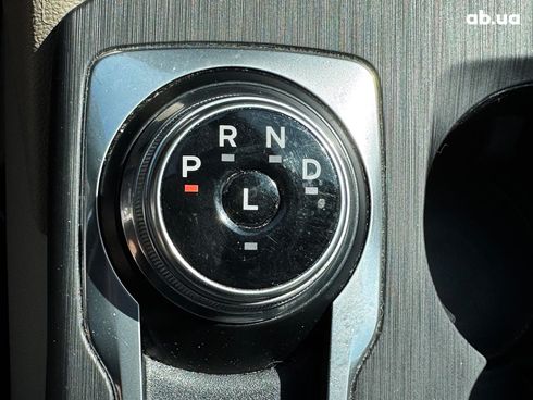 Ford Escape 2021 белый - фото 23