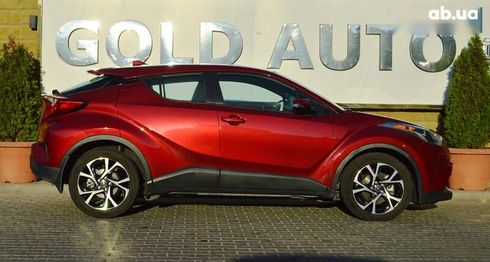 Toyota C-HR 2017 - фото 11