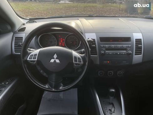Mitsubishi Outlander 2006 - фото 24