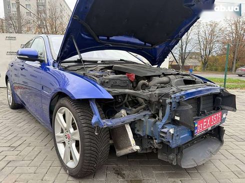Jaguar XE 2018 - фото 7