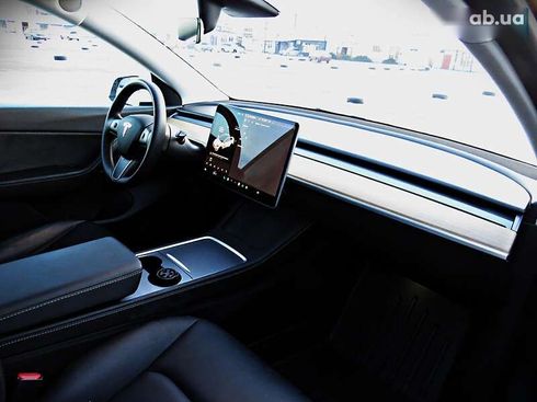 Tesla Model Y 2021 - фото 18