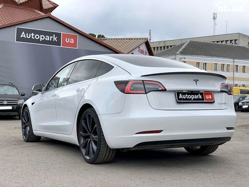 Tesla Model 3 2020 белый - фото 4