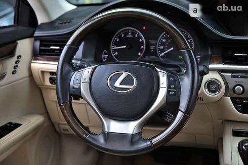 Lexus ES 2013 - фото 13