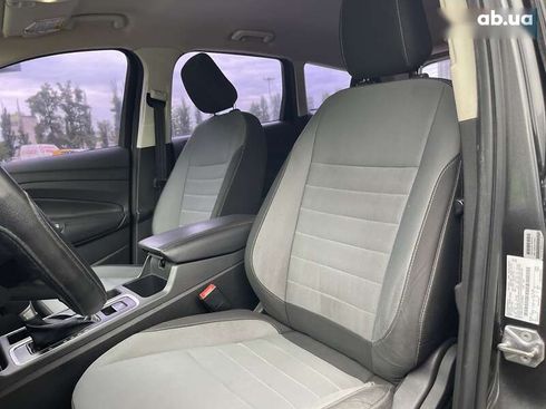 Ford Escape 2018 - фото 17