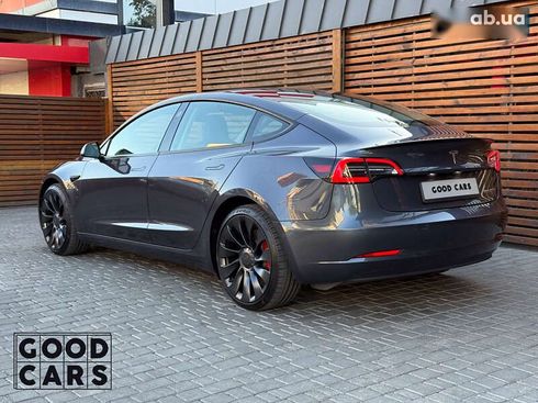 Tesla Model 3 2022 - фото 5