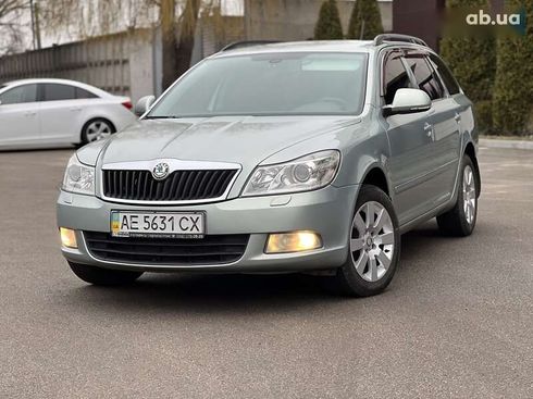 Skoda Octavia 2011 - фото 2