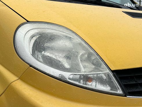 Renault Trafic 2007 желтый - фото 13