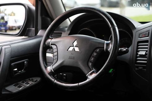 Mitsubishi Pajero Wagon 2008 - фото 14