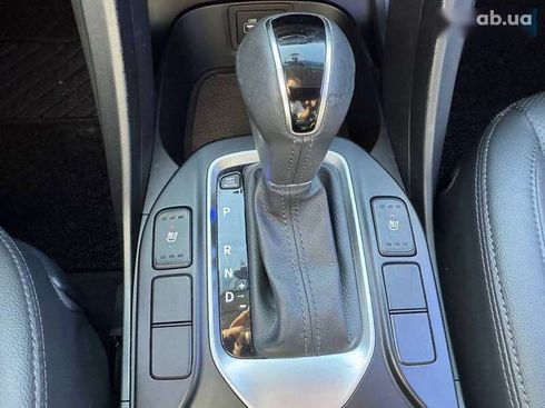 Hyundai Santa Fe 2016 - фото 16