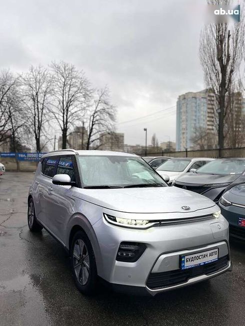 Kia Soul EV 2020 - фото 2