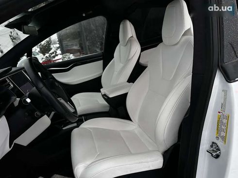 Tesla Model X 2018 - фото 12