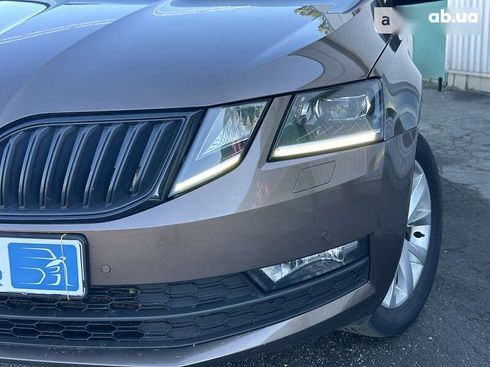 Skoda Octavia 2019 - фото 11